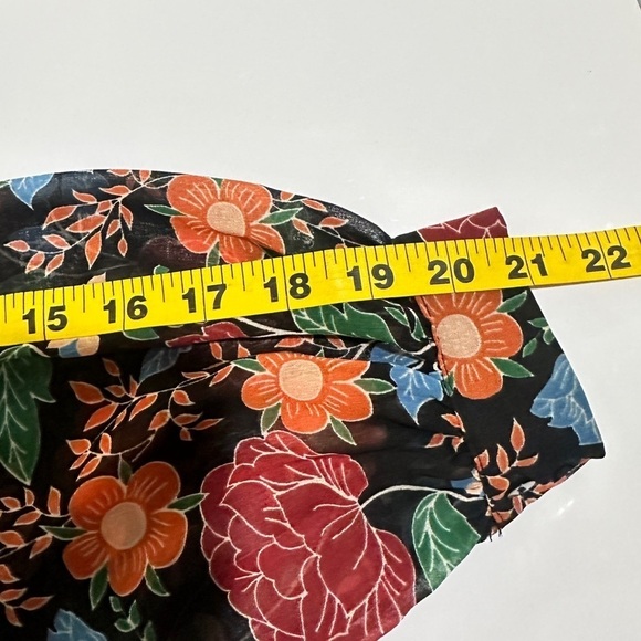 Zara Trafaluc Multicolored Floral Print Back Tie Babydoll Blouse Sz S - Picture 10 of 11